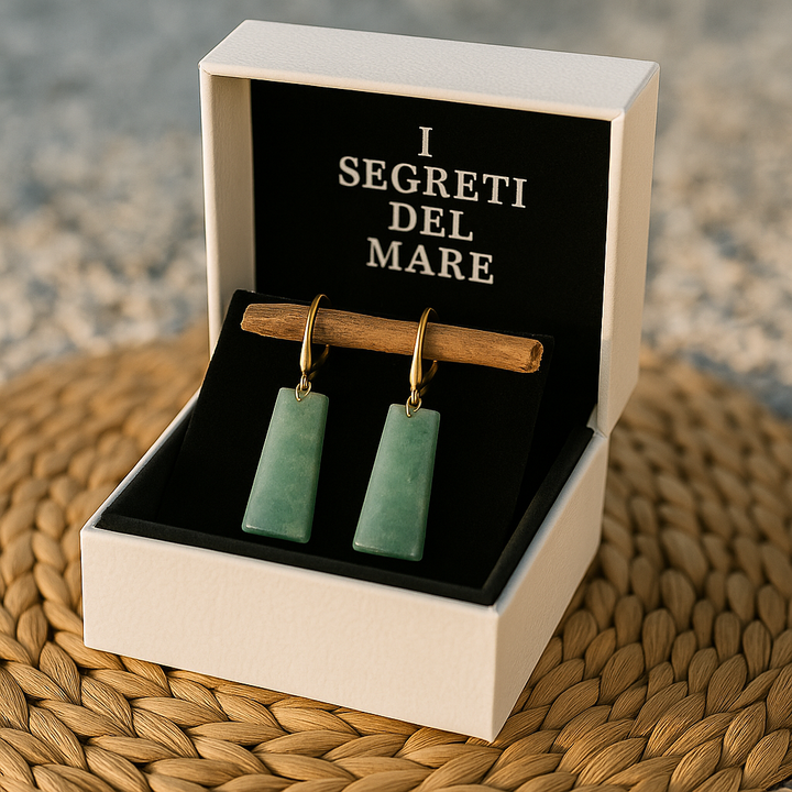 Eliora – Emerald Wave Earrings: Radiant Ripple Drops