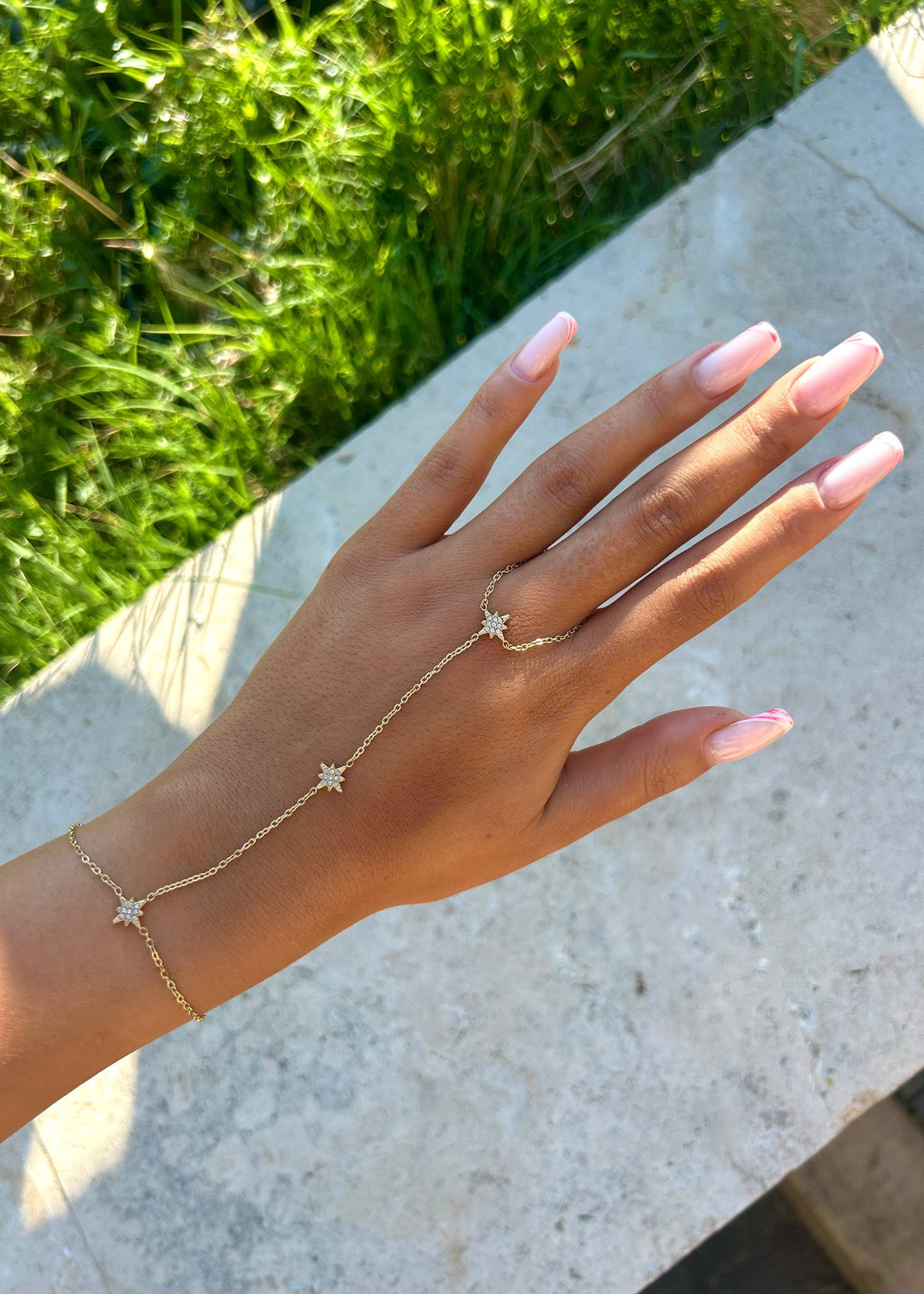 Lira: Elegance Within Reach