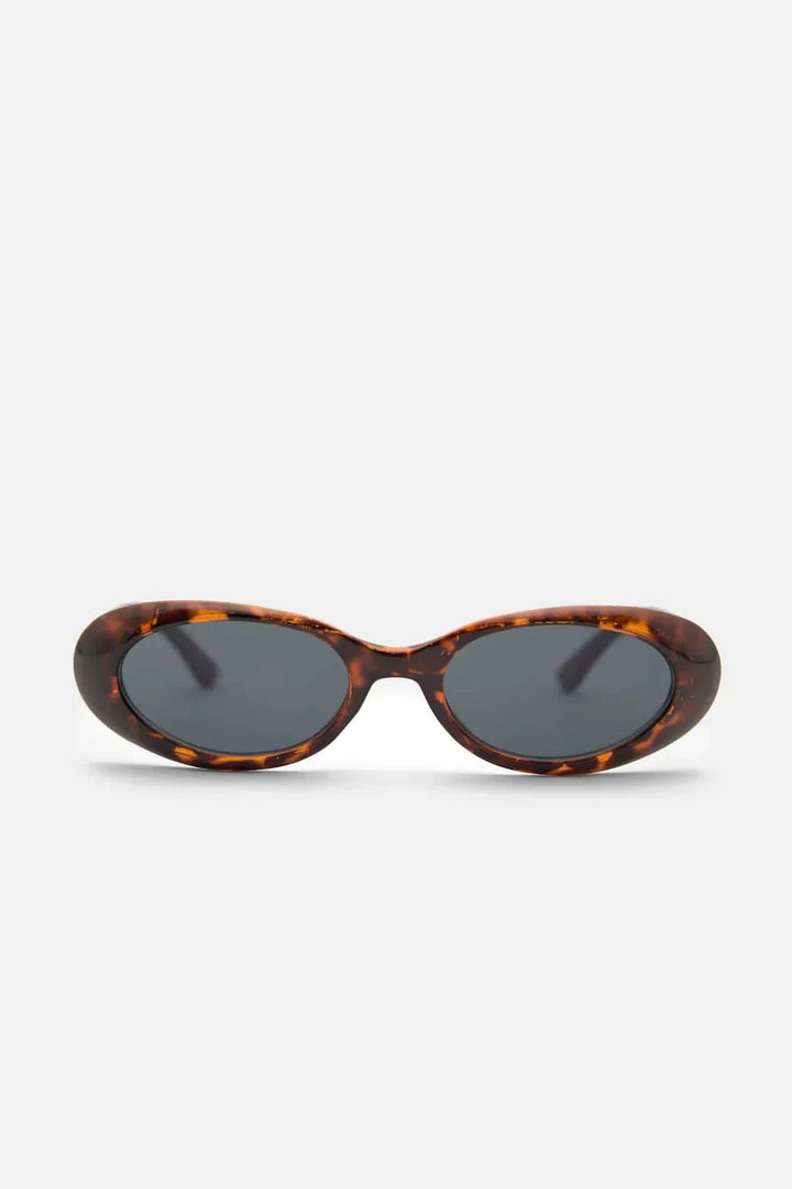 Kaelani | Elegant Sunglasses