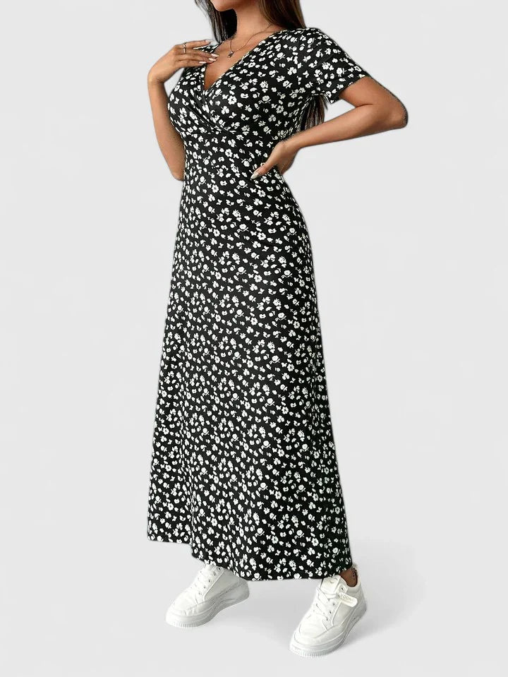 Yulivette | Sophisticated Maxi Dress