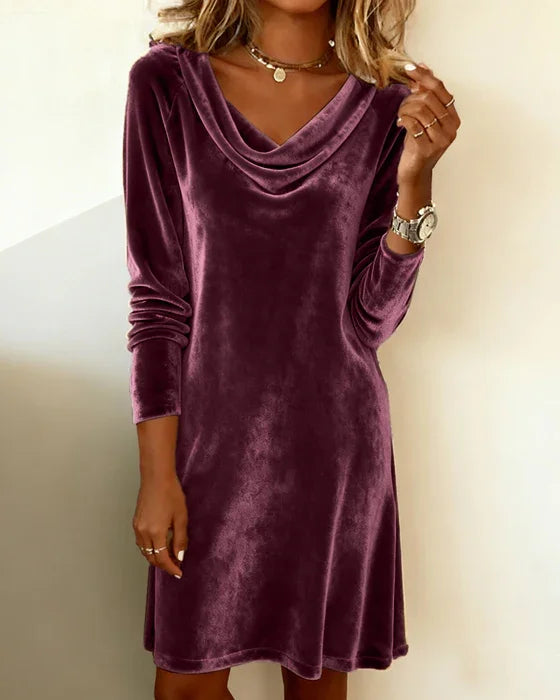 Beatrice - Loose Fitting Velvet Dress