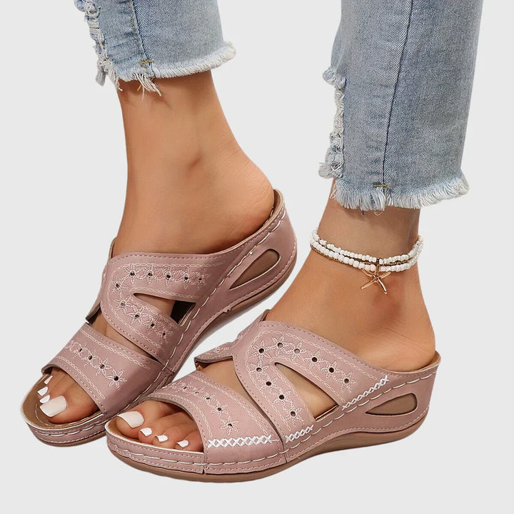 Noëlle™ Lightweight Orthopedic Sandals